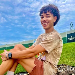 Meet your Posher, Caleb